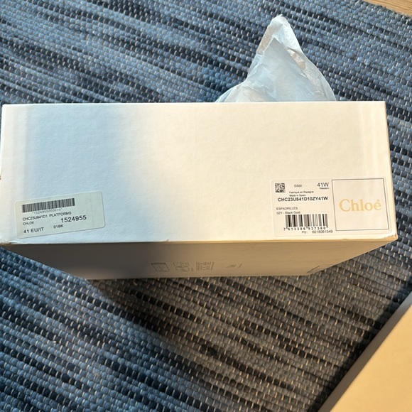 Chloe shoe box with 2 bags - Picture 5 of 5